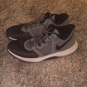 Like new!  Nike air men’s size 13